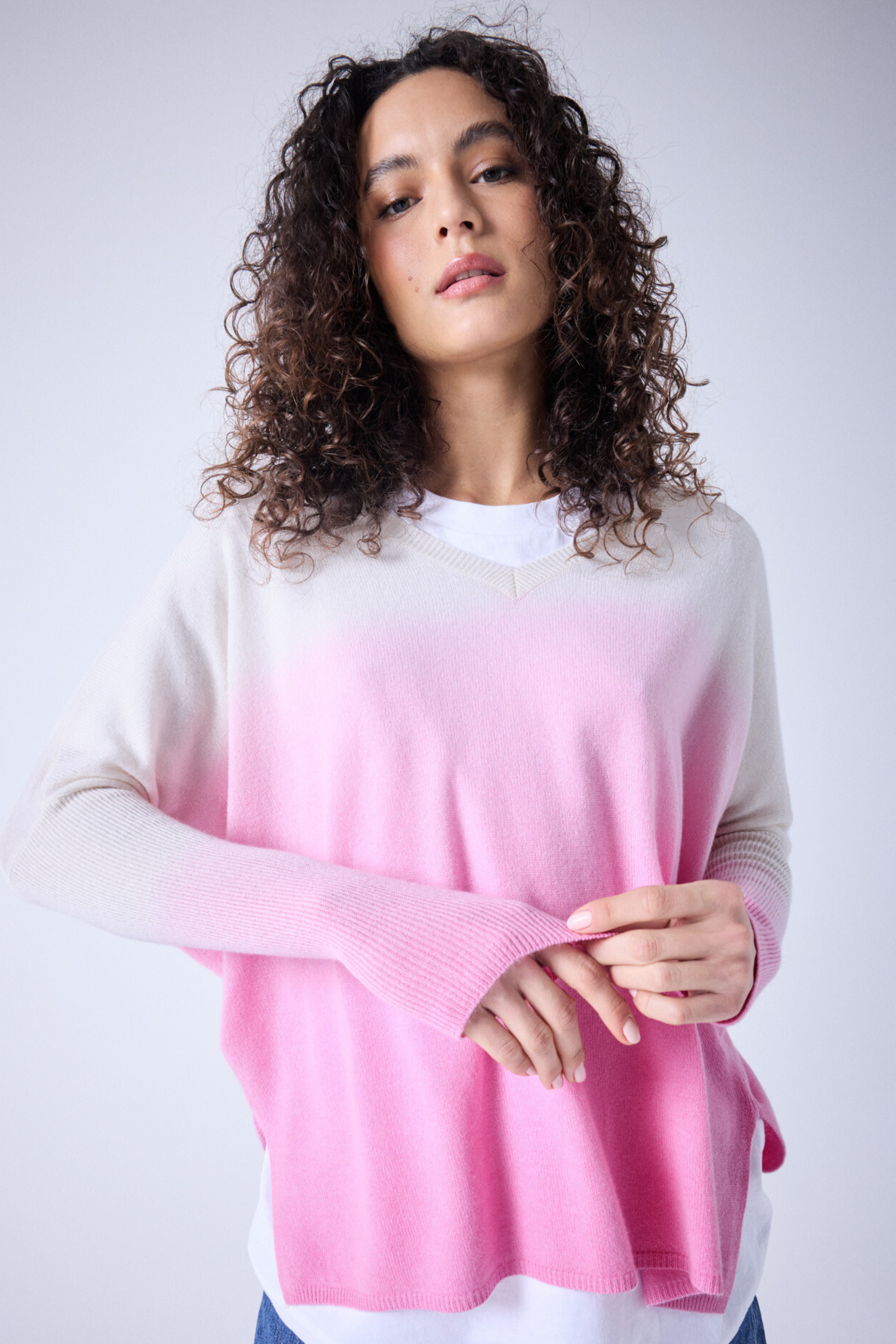 Millie V-neck poncho jumper - Absolut Cashmere