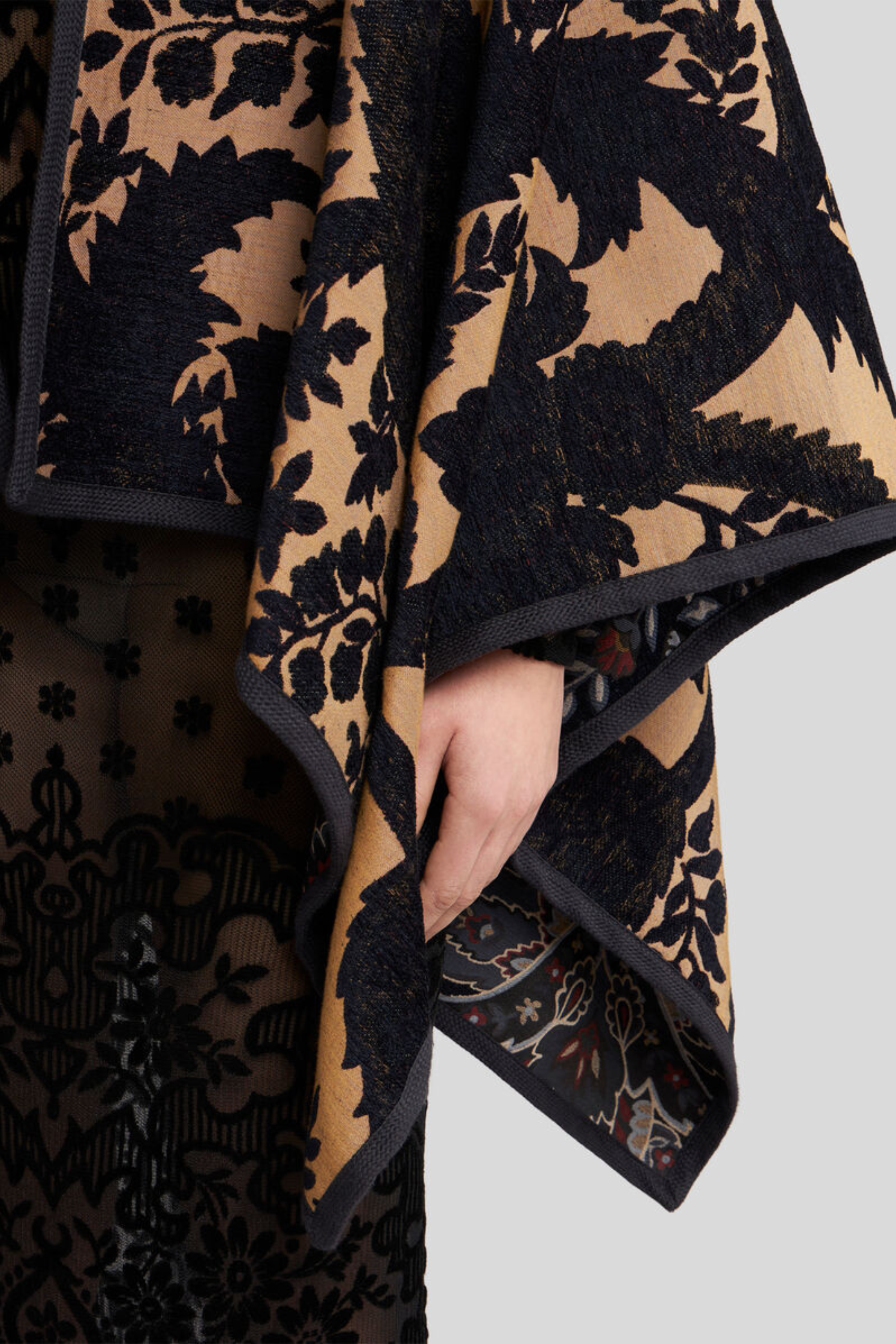 Reversible jacquard cape - Etro